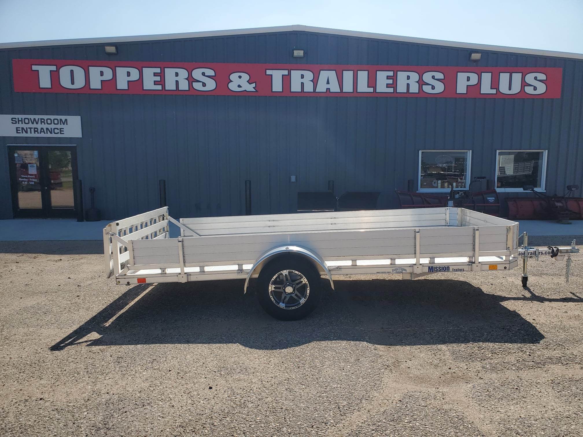 Eby Big Country Flatbed  Toppers and Trailers Plus